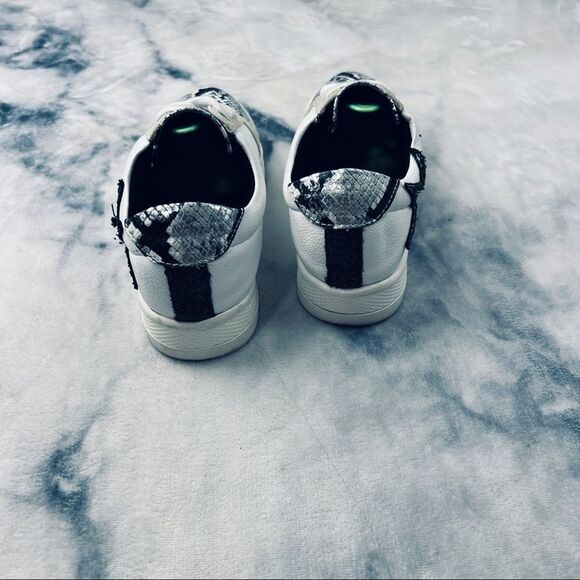 Sneakers size 6 - Picture 5 of 6